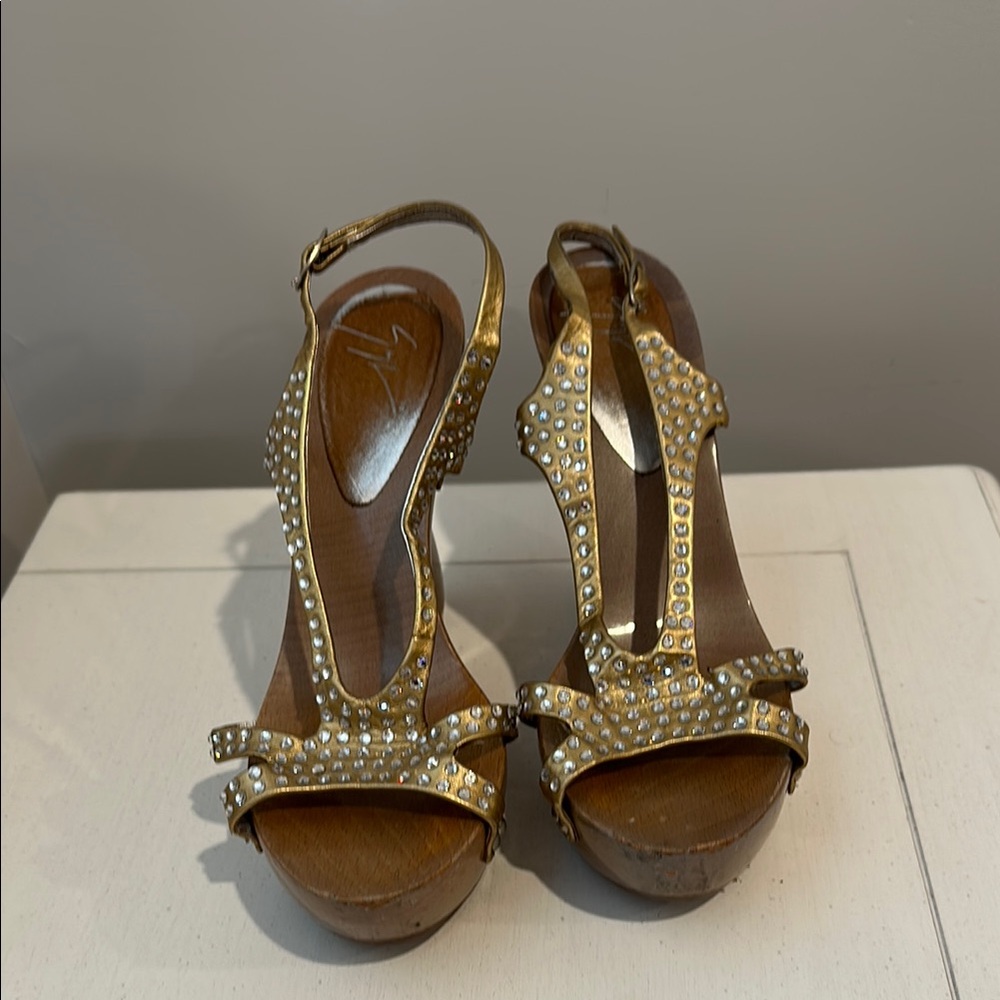 Giuseppe Zanotti Gold Platform Sandals with Rhinestone Embellishments